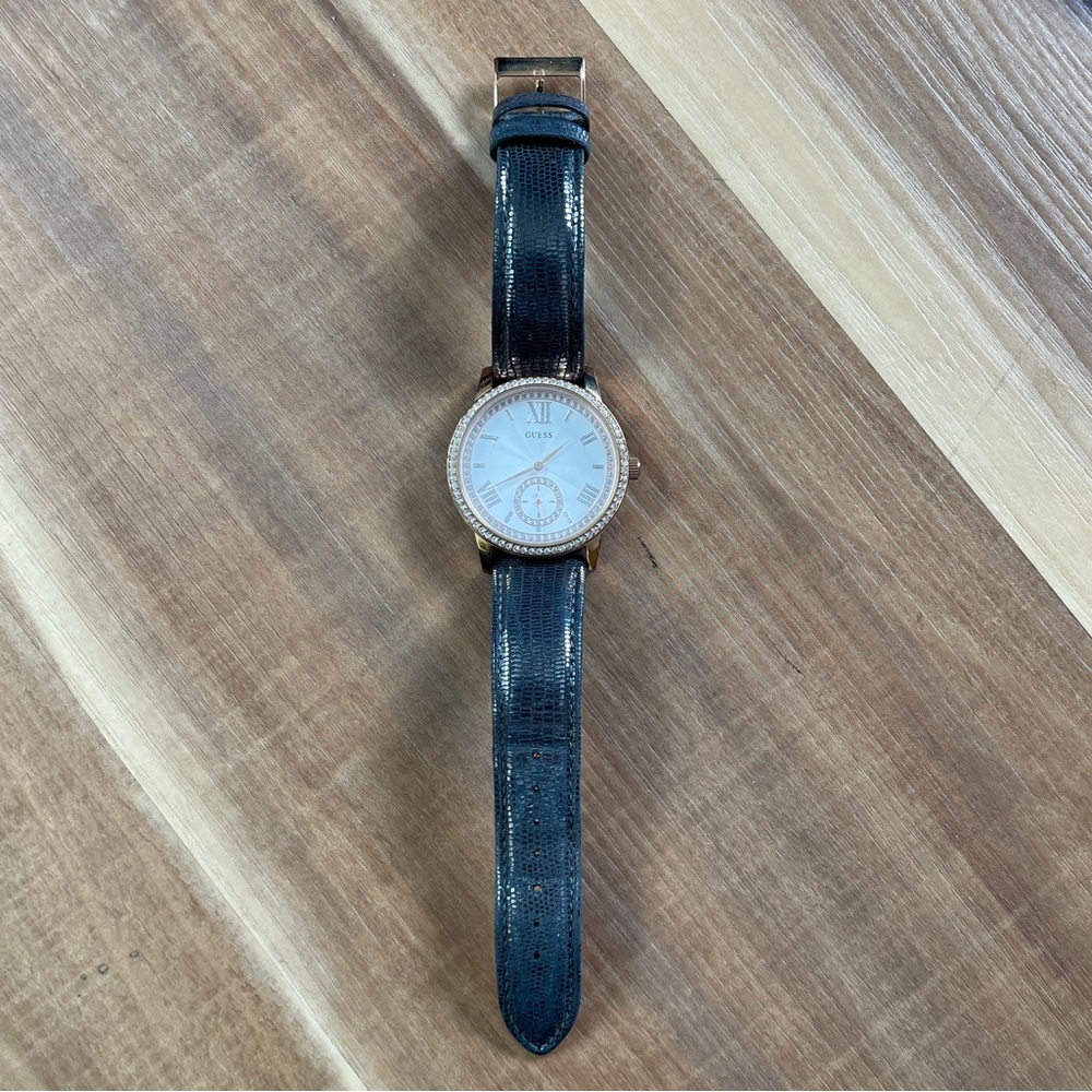 Guess Gramercy Quartz Crystal White Dial Ladies Watch
